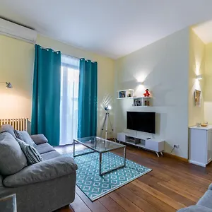 Quiet With Private Garden Appartamento Firenze